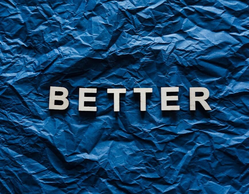 better text on blue background